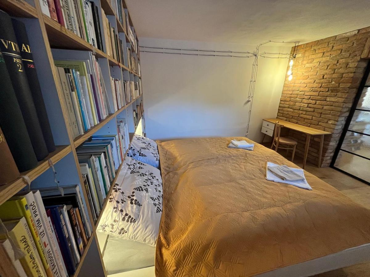 Bydlit Cz Apartment Бърно Екстериор снимка