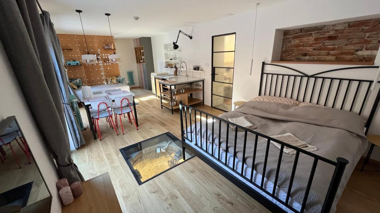 Bydlit Cz Apartment Бърно Екстериор снимка